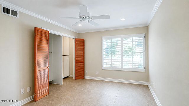 6501 Vanalden Avenue 6, Reseda, CA 91335
