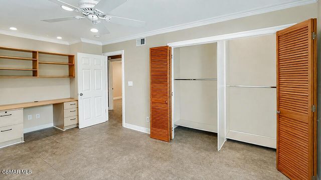 6501 Vanalden Avenue 6, Reseda, CA 91335