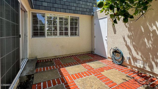 6501 Vanalden Avenue 6, Reseda, CA 91335