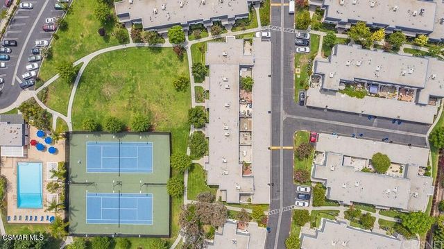 6501 Vanalden Avenue 6, Reseda, CA 91335
