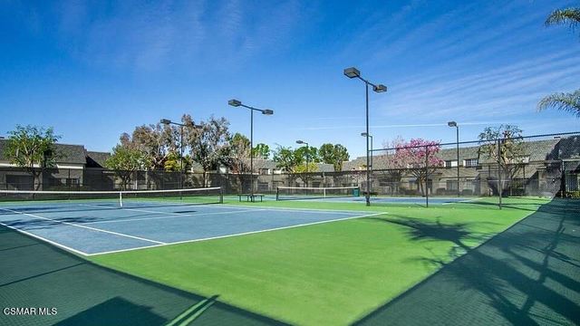 6501 Vanalden Avenue 6, Reseda, CA 91335