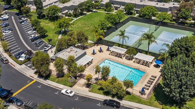 6501 Vanalden Avenue 6, Reseda, CA 91335