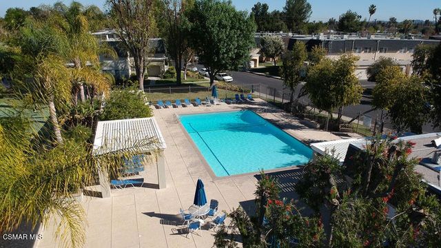 6501 Vanalden Avenue 6, Reseda, CA 91335