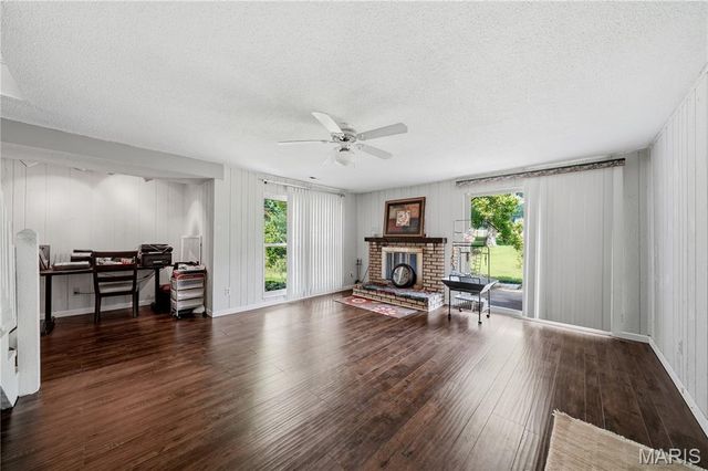 609 Lakewood Drive, Lake St Louis, MO 63367