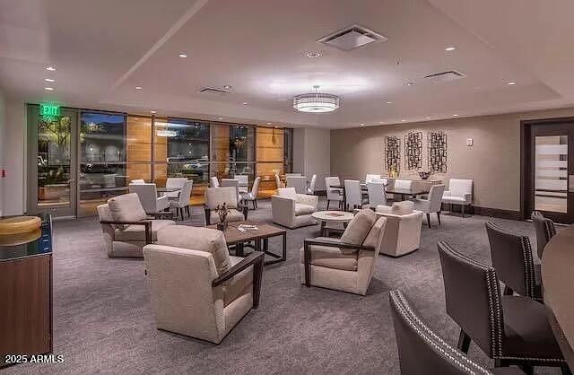 15215 N KIERLAND Boulevard 103, Scottsdale, AZ 85254