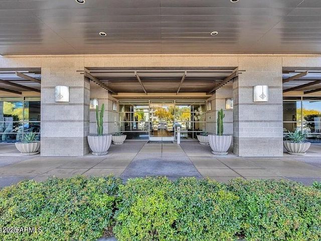 15215 N KIERLAND Boulevard 103, Scottsdale, AZ 85254