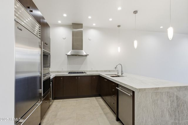 15215 N KIERLAND Boulevard 103, Scottsdale, AZ 85254