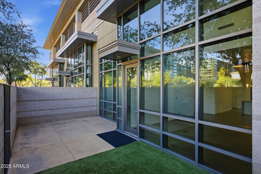 15215 N KIERLAND Boulevard 103, Scottsdale, AZ 85254