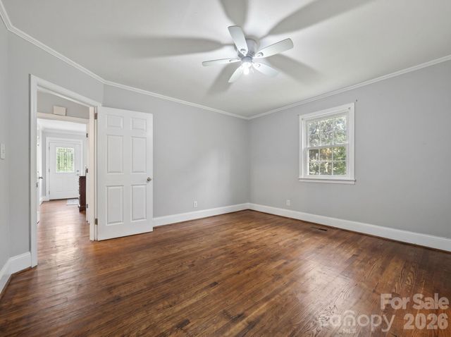 2120 Amesbury Avenue, Charlotte, NC 28205