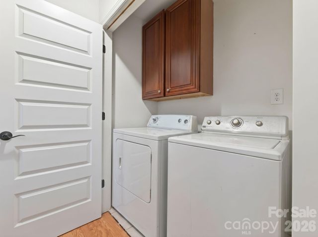 2120 Amesbury Avenue, Charlotte, NC 28205
