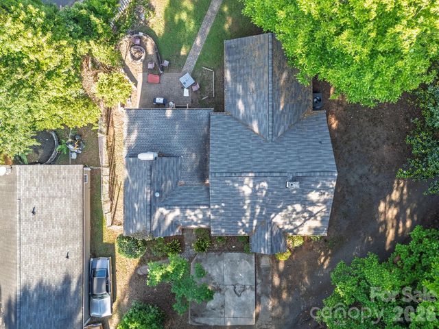 2120 Amesbury Avenue, Charlotte, NC 28205