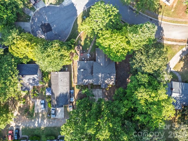 2120 Amesbury Avenue, Charlotte, NC 28205