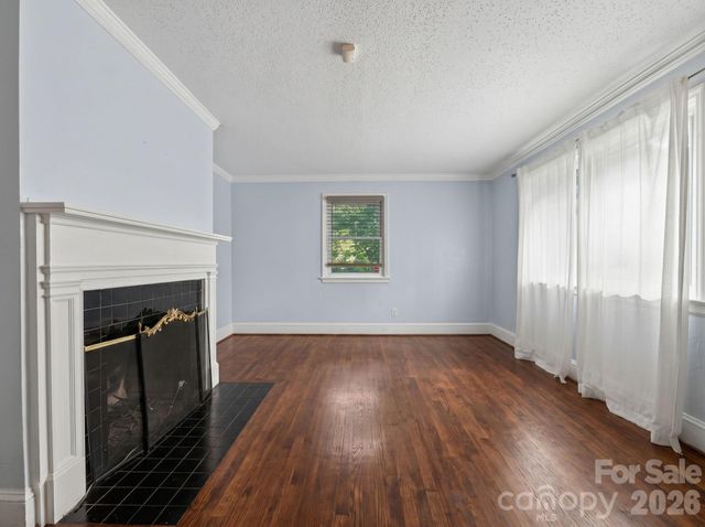 2120 Amesbury Avenue, Charlotte, NC 28205
