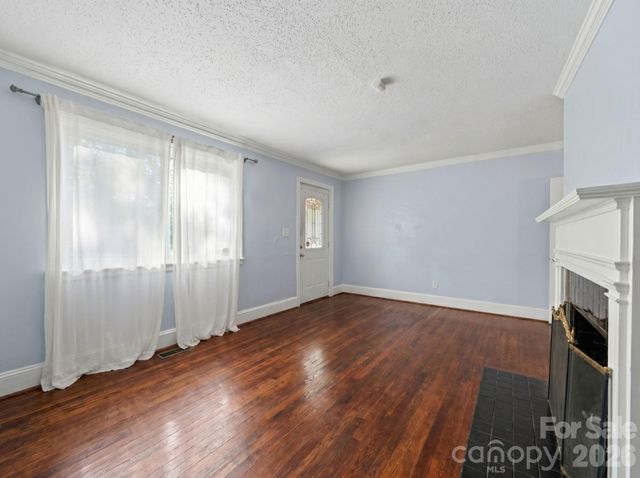 2120 Amesbury Avenue, Charlotte, NC 28205