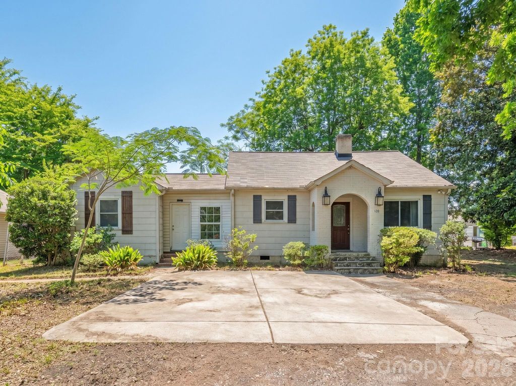 2120 Amesbury Avenue, Charlotte, NC 28205