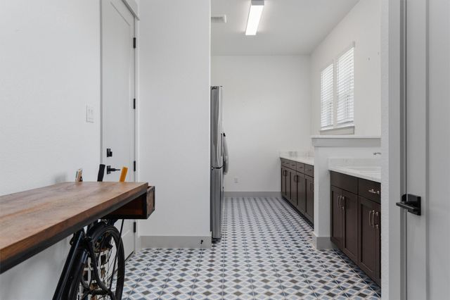 465 Ocate Mesa TRL, Liberty Hill, TX 78642