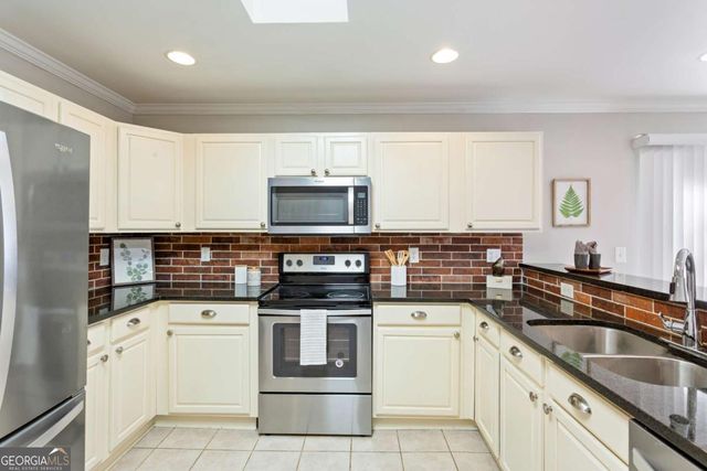 2316 Elmwood Drive SE, Atlanta, GA 30339