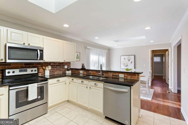 2316 Elmwood Drive SE, Atlanta, GA 30339