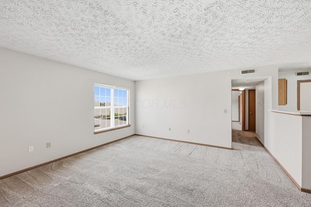 5561 Cedar Spring, Columbus, OH 43228