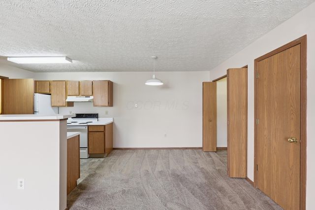 5561 Cedar Spring, Columbus, OH 43228