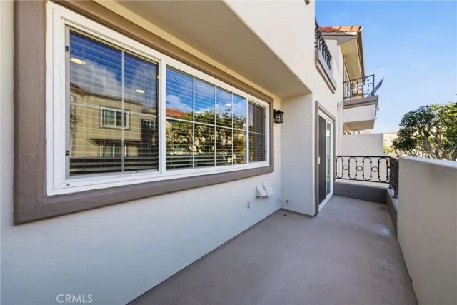 19281 Meadowood, Huntington Beach, CA 92648