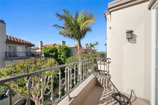 19281 Meadowood, Huntington Beach, CA 92648