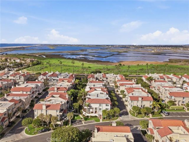 19281 Meadowood, Huntington Beach, CA 92648