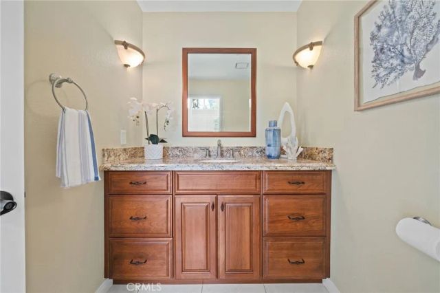 19281 Meadowood, Huntington Beach, CA 92648