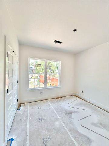 10 McGinnis Lane, Bella Vista, AR 72715