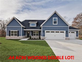 10 McGinnis Lane, Bella Vista, AR 72715
