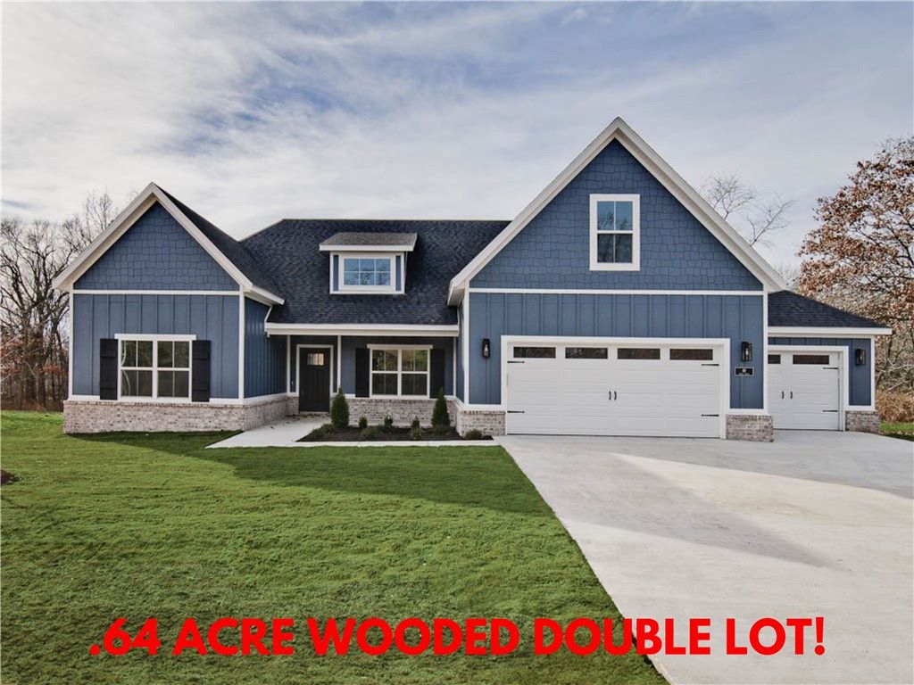 10 McGinnis Lane, Bella Vista, AR 72715
