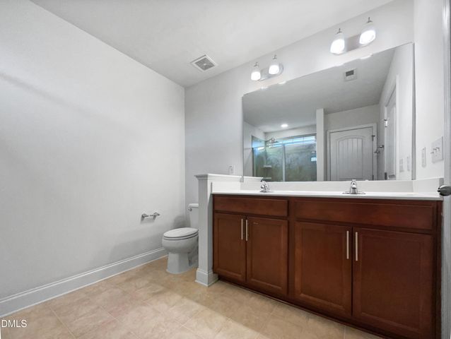 532 Willow Breeze Court, Zebulon, NC 27597