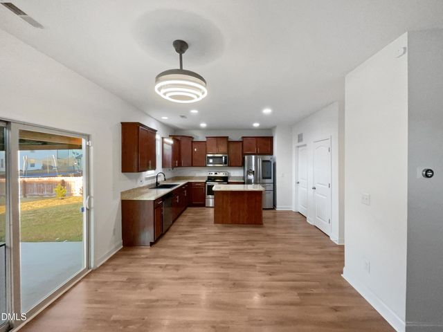 532 Willow Breeze Court, Zebulon, NC 27597