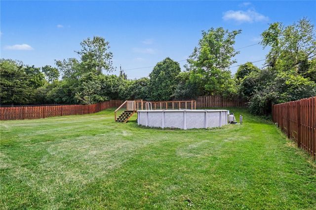 67 Dunrovin Lane, Brighton, NY 14618