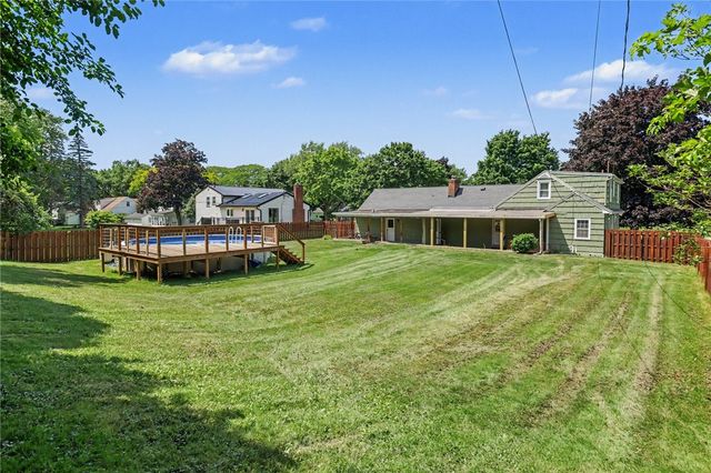 67 Dunrovin Lane, Brighton, NY 14618