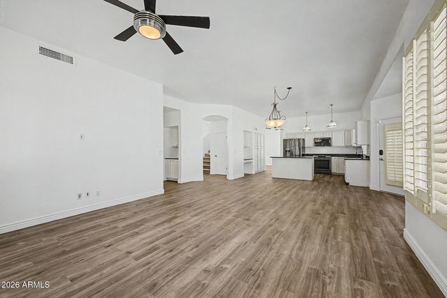 11102 W DANA Lane, Avondale, AZ 85392