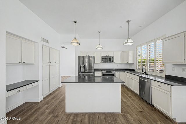 11102 W DANA Lane, Avondale, AZ 85392