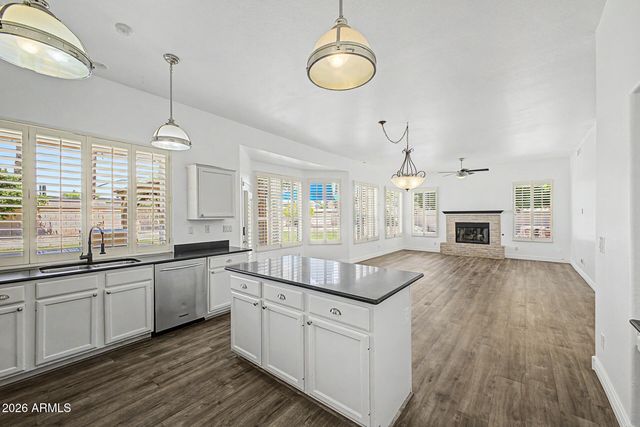 11102 W DANA Lane, Avondale, AZ 85392