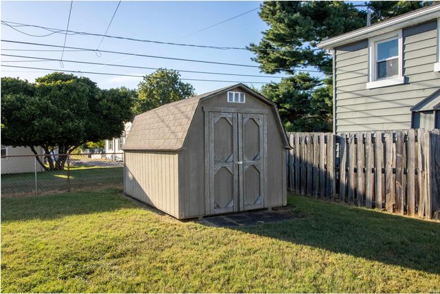 1804 Aviation Avenue, Evansville, IN 47711