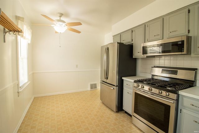 1804 Aviation Avenue, Evansville, IN 47711