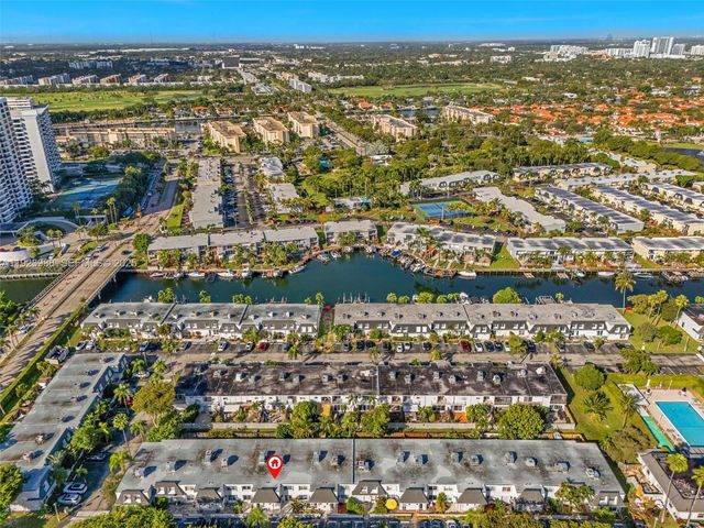 707 NE 27th Ave, Hallandale Beach, FL 33009