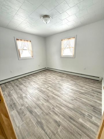 123 Meridian Road, Champlain, NY 12919