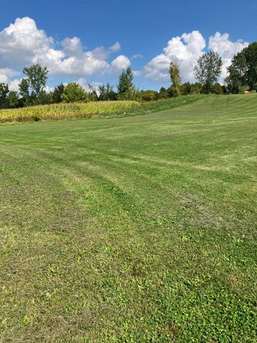 123 Meridian Road, Champlain, NY 12919