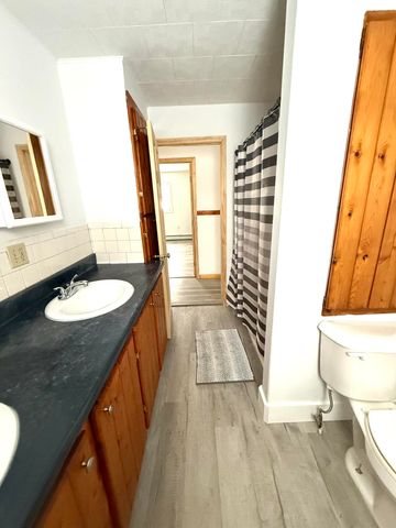 123 Meridian Road, Champlain, NY 12919