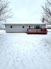 123 Meridian Road, Champlain, NY 12919