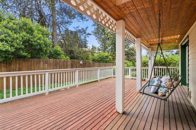 19702 8th Avenue S, Des Moines, WA 98148