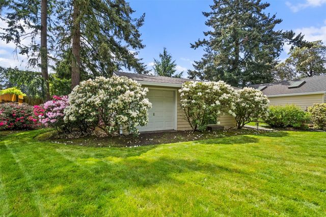 19702 8th Avenue S, Des Moines, WA 98148