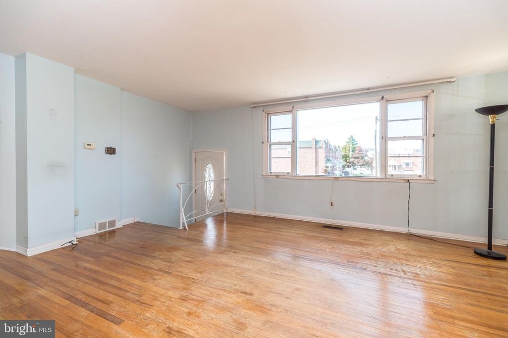 11731 BRANDON RD, PHILADELPHIA, PA 19154 — photo 4