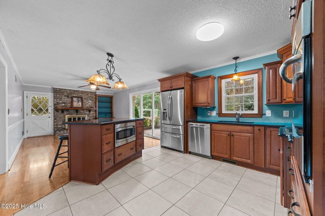 108 Wilkshire Drive, Greenville, NC 27858