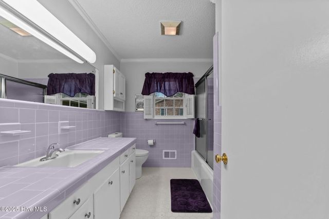 108 Wilkshire Drive, Greenville, NC 27858